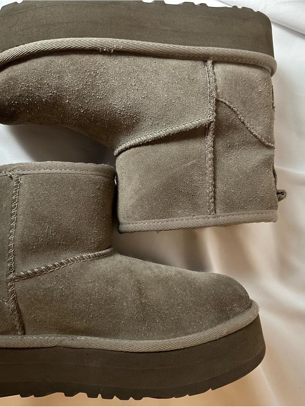 UGG Classic Mini Platform Gray Suede Boots Kids Size 2